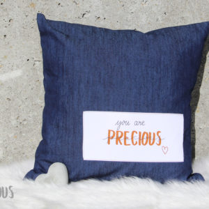 Coussin Bleu Foncé